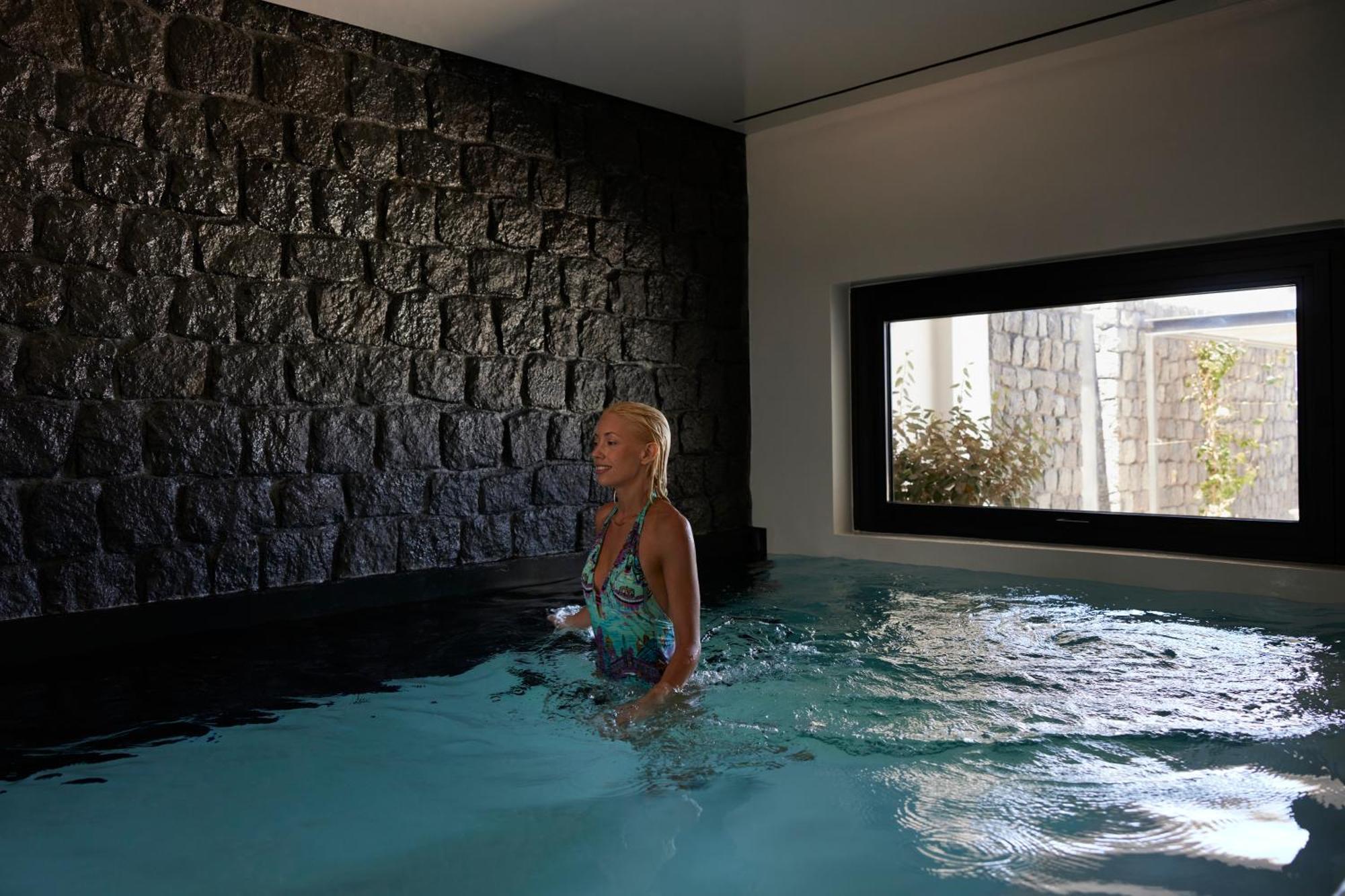 Aernia Suites & Art Akrotiri  Ngoại thất bức ảnh